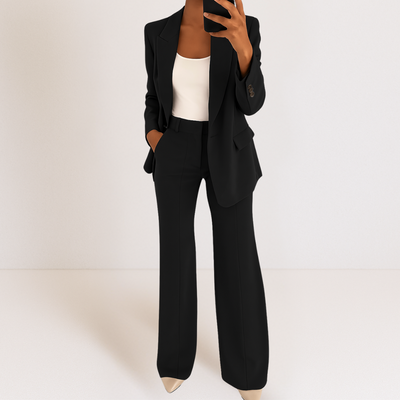 Elise - prestigious suit