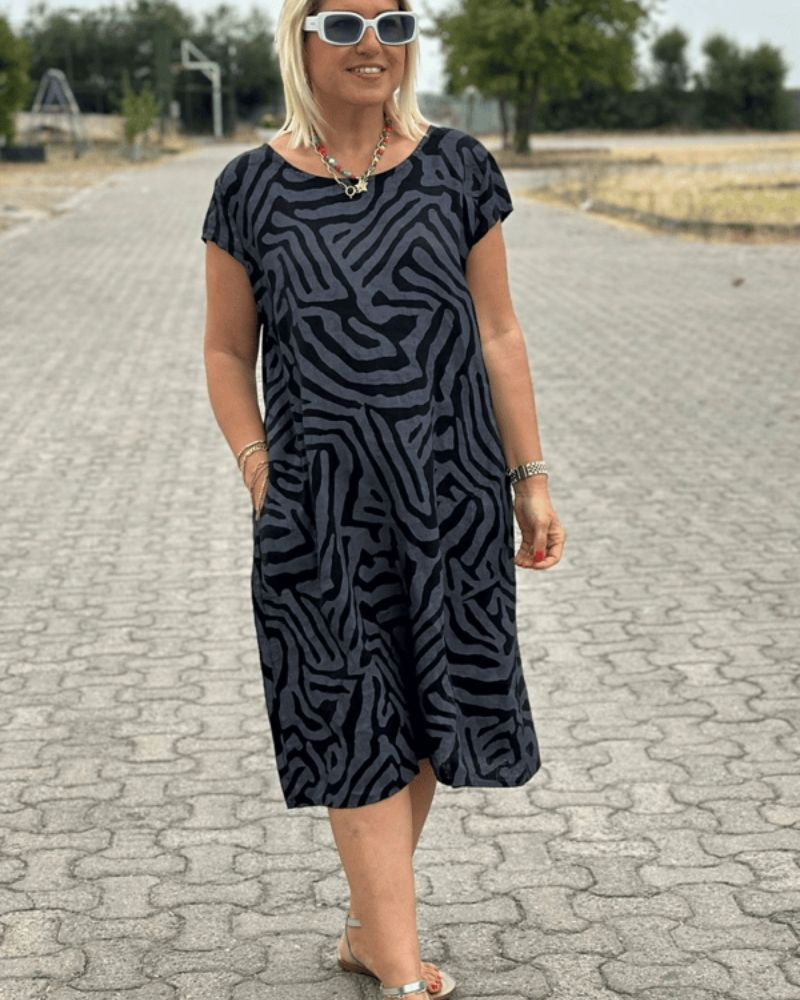 Nelia - Summer dress with round neck and beautiful print