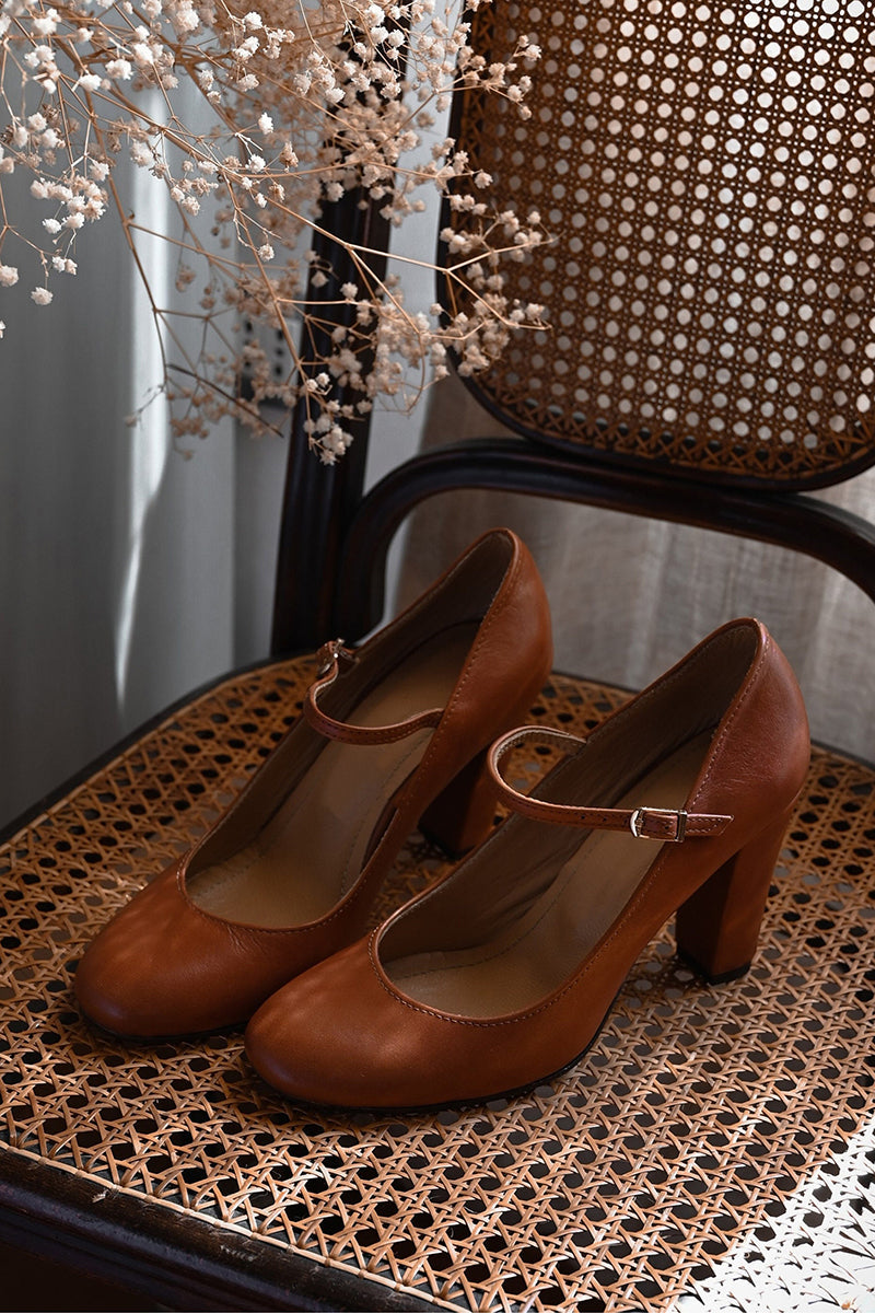Bravina | Daily Strappy Sandals with Small Heel