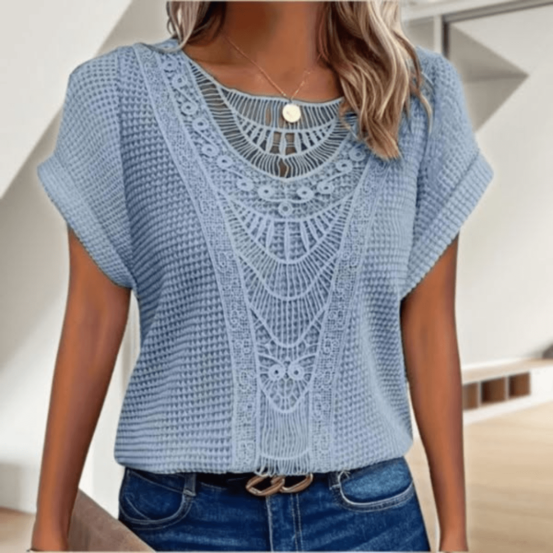 Estelle - Elegant blouse in Ibiza style