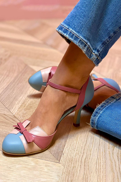 Bellarosa | Colorful sandals with bow and straps, round toe