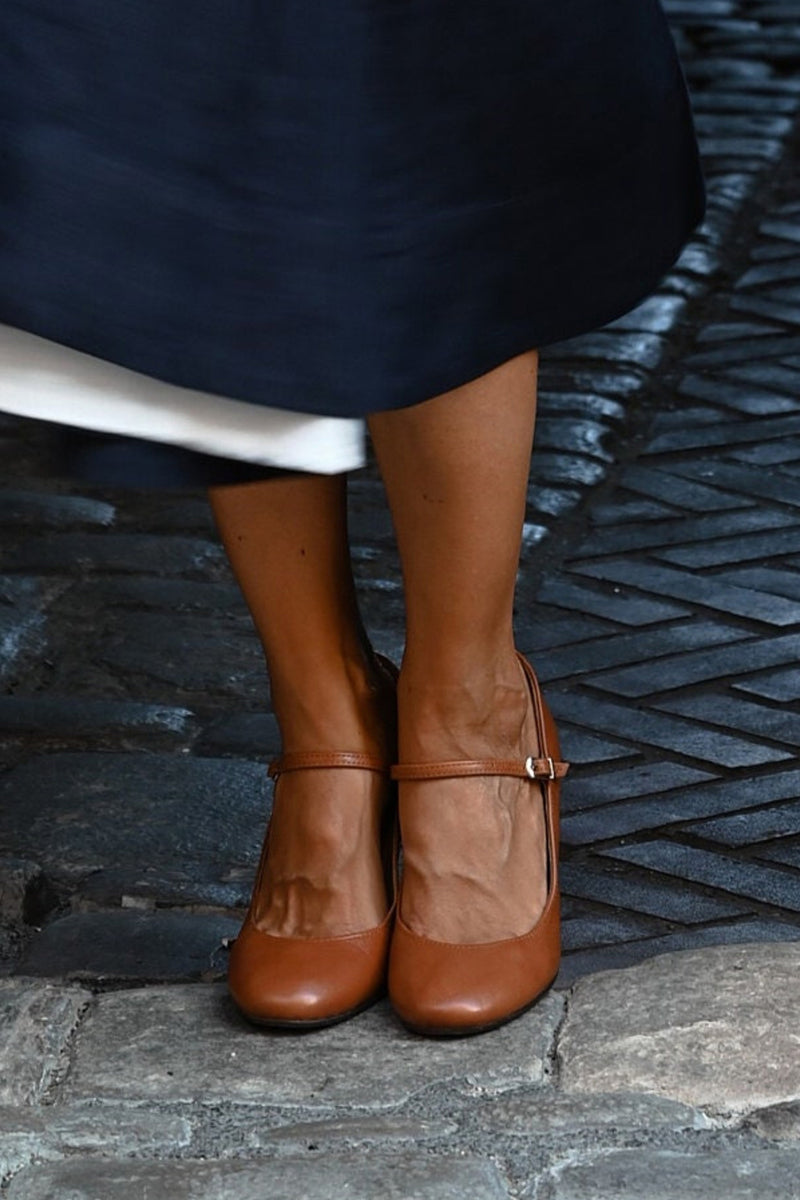 Bravina | Daily Strappy Sandals with Small Heel