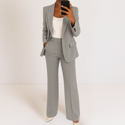 Elise - prestigious suit