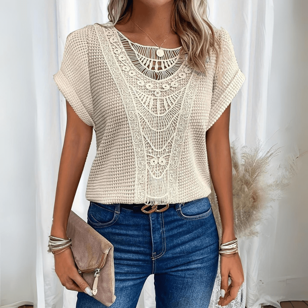 Estelle - Elegant blouse in Ibiza style