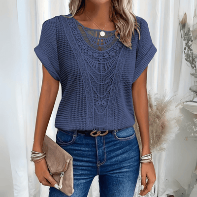 Estelle - Elegant blouse in Ibiza style