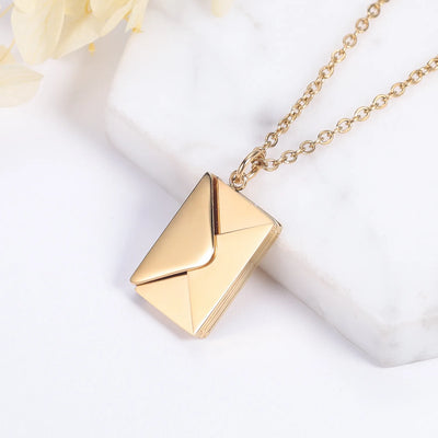 Sofia - Geometric pendant necklace with envelope