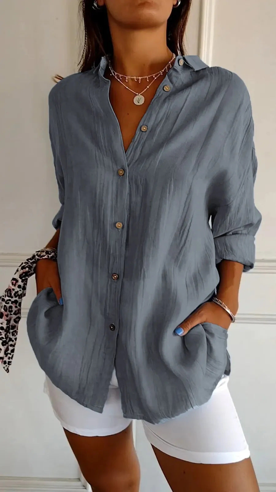 MAISIE | PLEATED SHIRT WITH ROLLED-UP SLEEVES