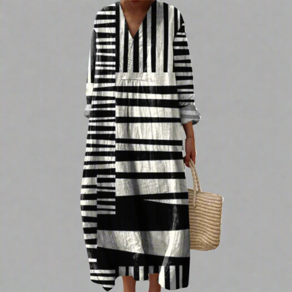 Lydia | Flowing Maxi Dress with Monochrome Stripes