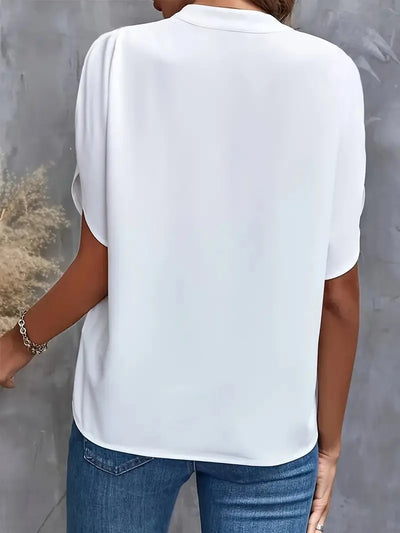 Grace – Soft and elegant blouse with v-neck