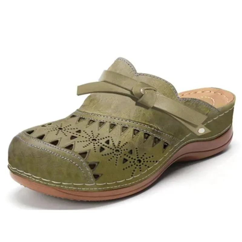 Lya | Comfort clog with orthopedic support