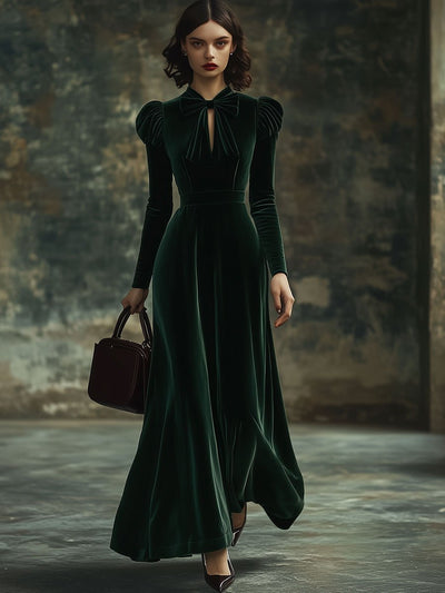 Juliette – Velvet Maxi Dress with Stand-Up Collar and Bow Detail