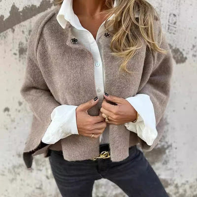 Elise - Short coat with chic flared sleeves