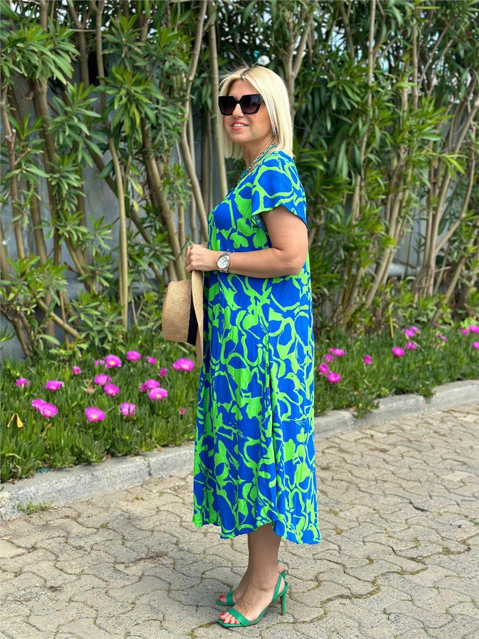 Mila - Elegant Floral Dress